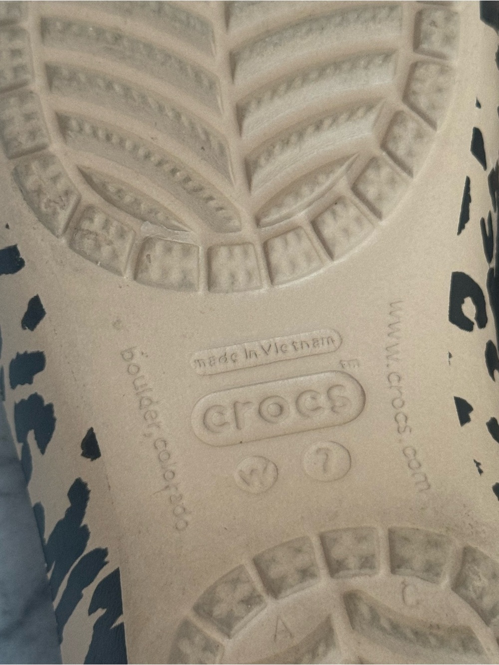 Crocs Kadee Ballet Flats Leopard Print Slip On Comfort Shoes Women’s Size 7 - Picture 9 of 9